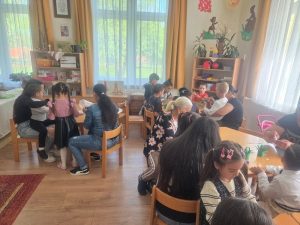 Anyák napi nyílt délelőtt a csoportokban - Méhecske csoport